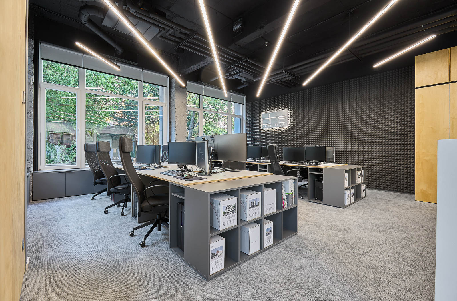 Zonă de lucru amenajată – DRS Architects Office, București