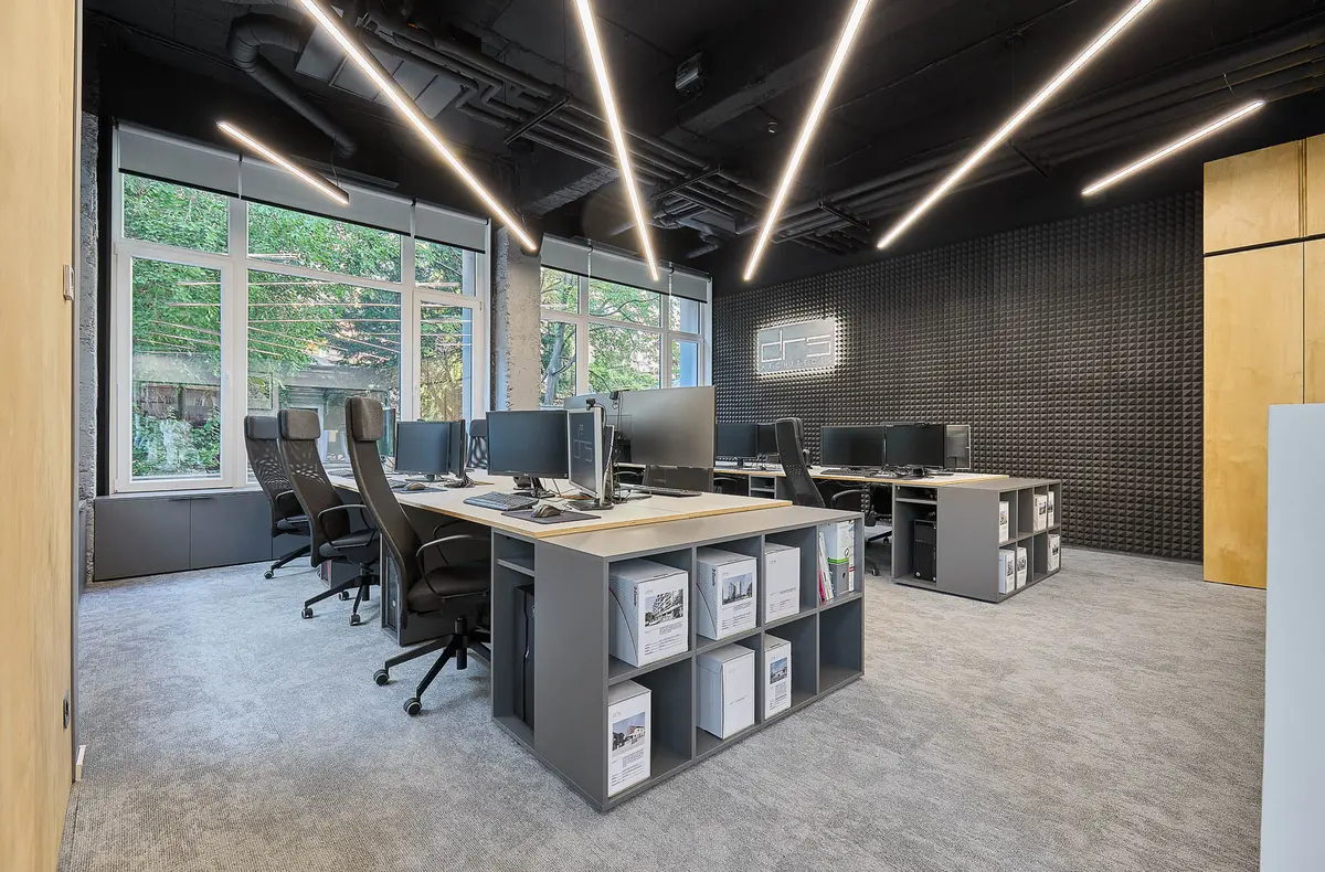 Zonă de lucru amenajată – DRS Architects Office, București